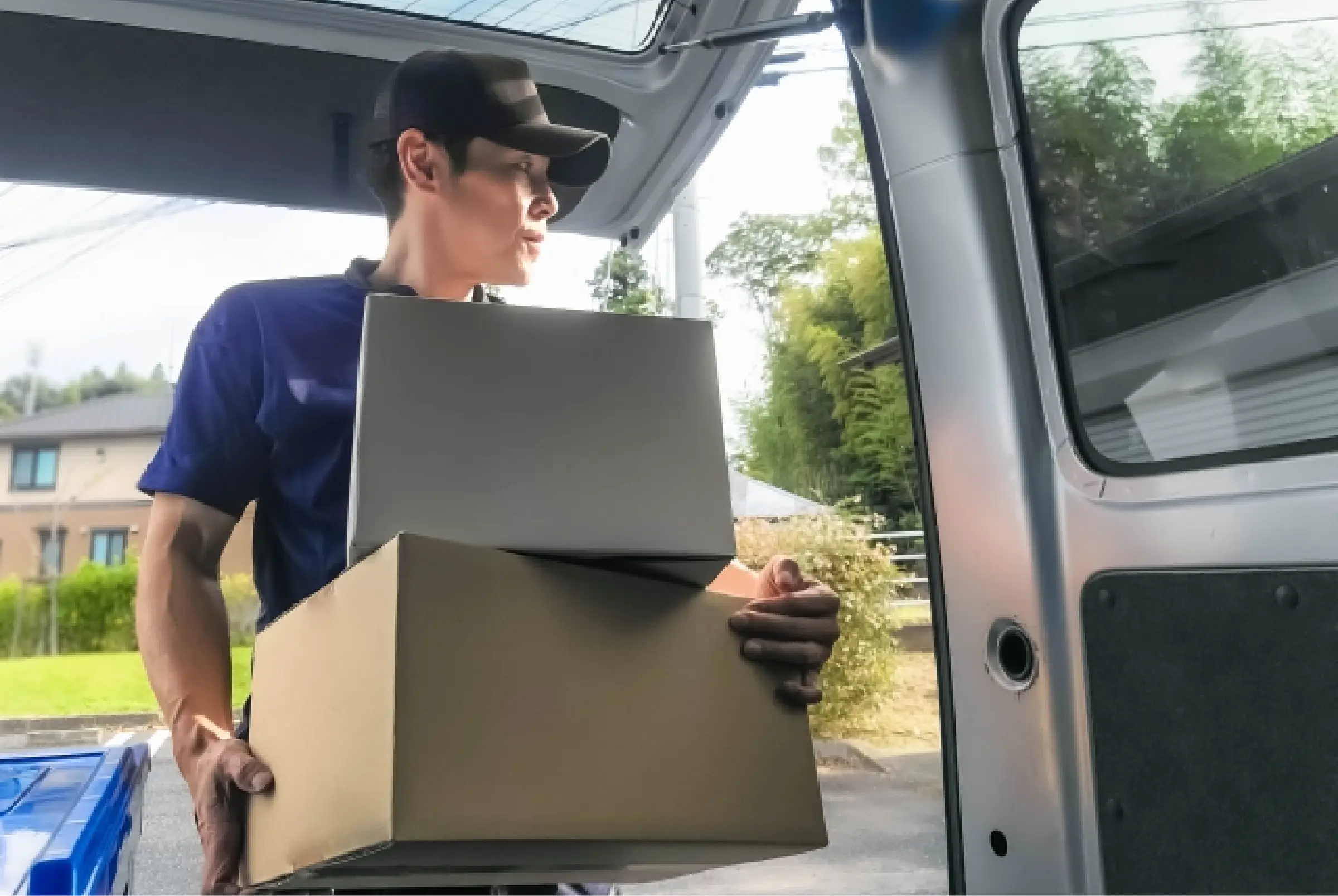 自社便で抱えるコストとリスク